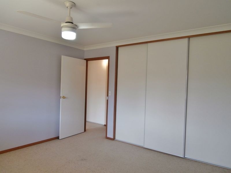 6 Wray Place, Bathurst NSW 2795