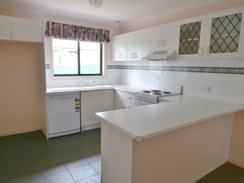 6 Sundown Drive, Bathurst NSW 2795