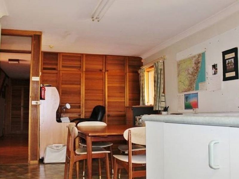 9 Alpugi Place, Bathurst NSW 2795