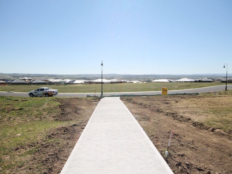 Lot 90/43 Freeman Circuit, Llanarth NSW 2795