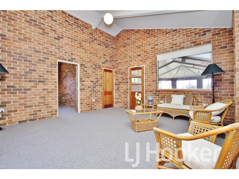 6 Lansdowne Drive, Raglan NSW 2795