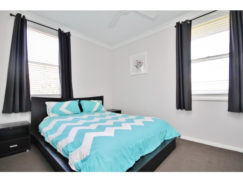 328 Rocket Street, Bathurst NSW 2795