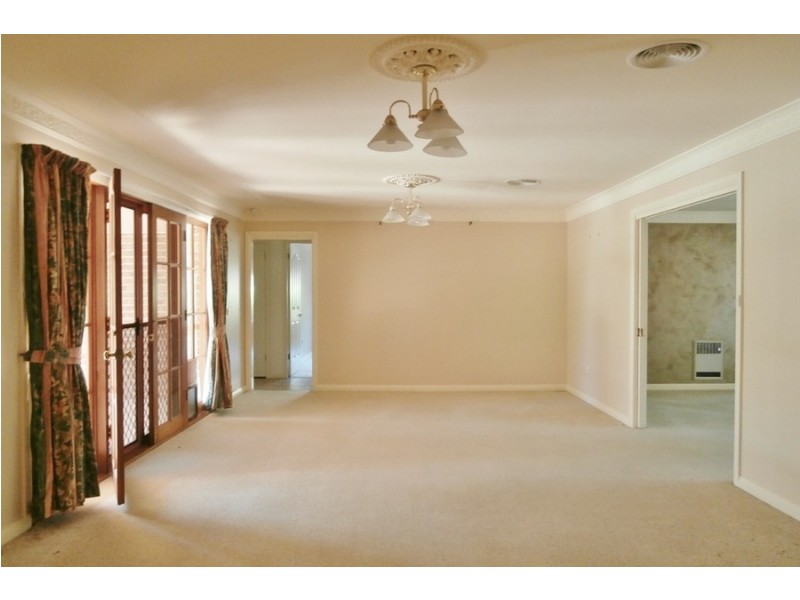 47 Country Way, Bathurst NSW 2795