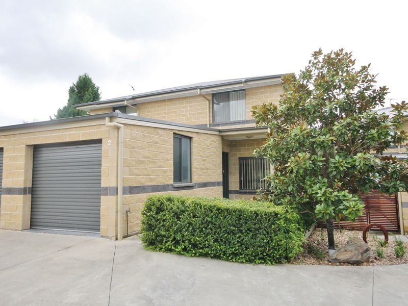 2/14C West Street, Bathurst NSW 2795
