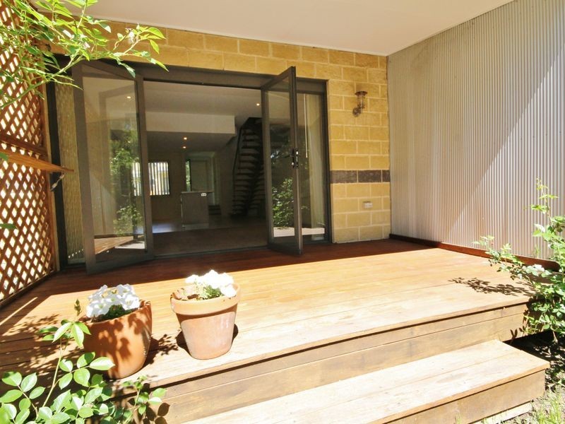 2/14C West Street, Bathurst NSW 2795