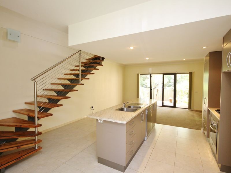 2/14C West Street, Bathurst NSW 2795