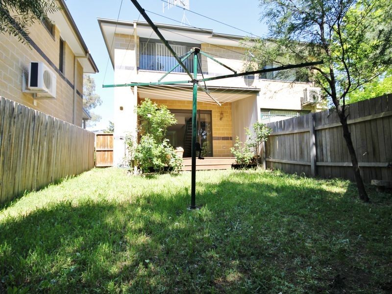 2/14C West Street, Bathurst NSW 2795