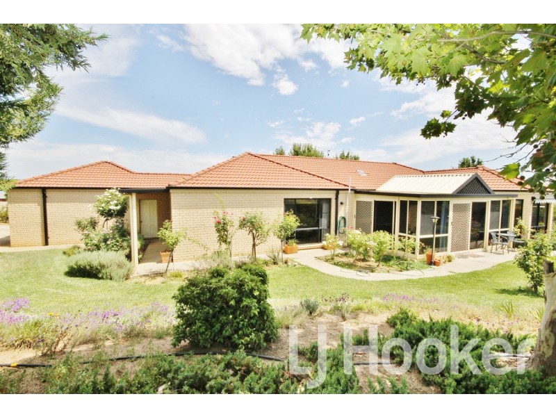 2 Farmgate Drive, Abercrombie NSW 2795