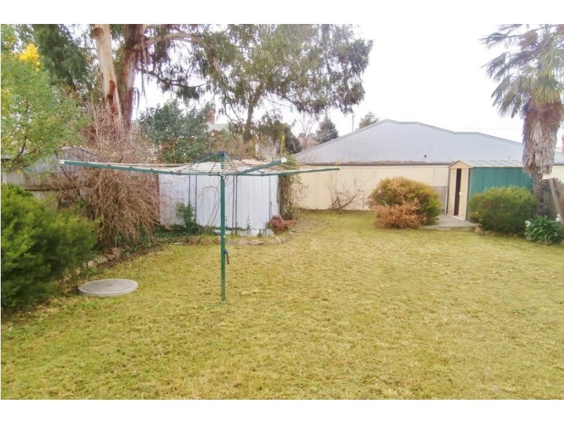 215 Rocket Street, Bathurst NSW 2795