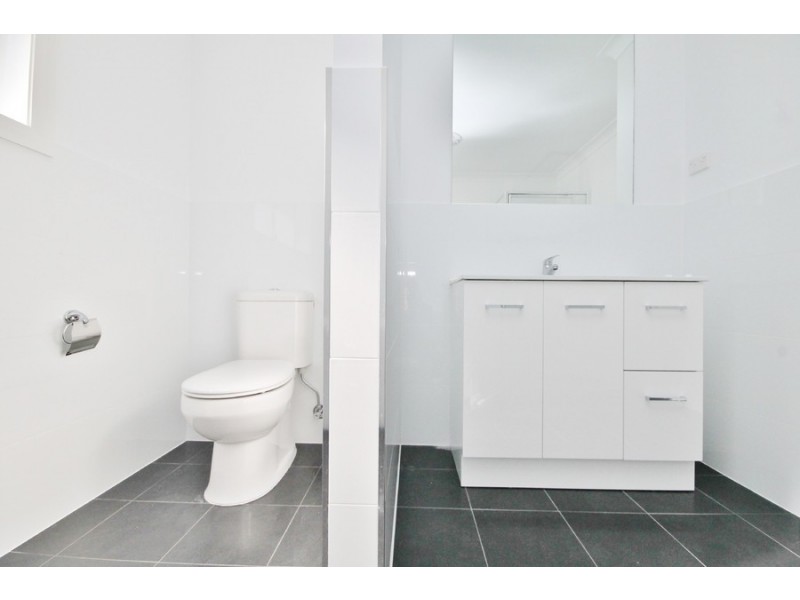 77 Graham Drive, Kelso NSW 2795