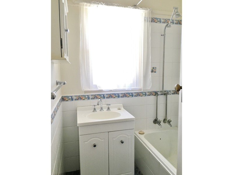 10 Hill Street, Bathurst NSW 2795