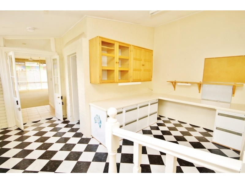 257 Russell Street, Bathurst NSW 2795