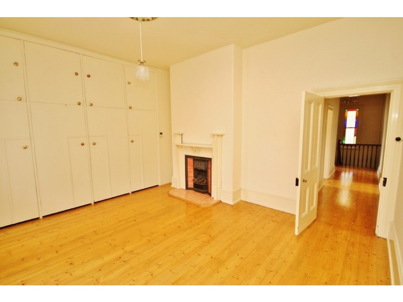 257 Russell Street, Bathurst NSW 2795