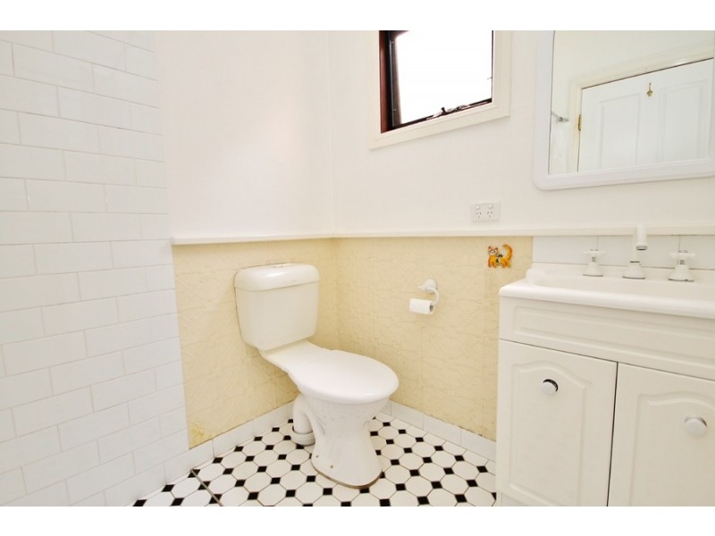 257 Russell Street, Bathurst NSW 2795