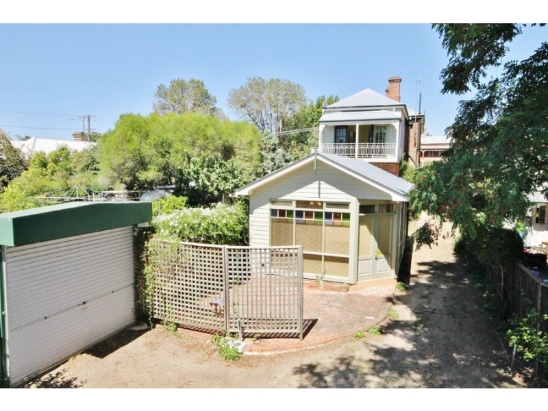 257 Russell Street, Bathurst NSW 2795