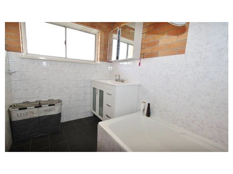 8/2 William Street, Bathurst NSW 2795