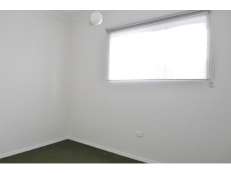 219 Bentinck Street, Bathurst NSW 2795