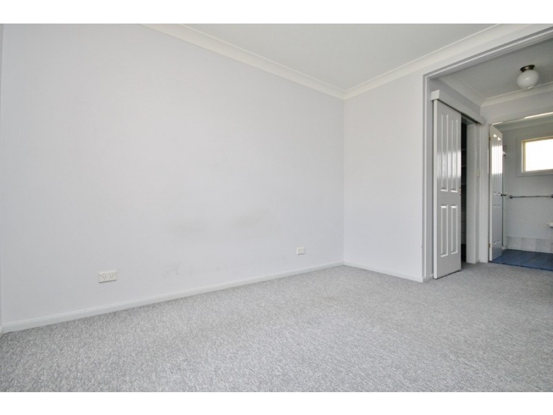 10a Willott Close, Eglinton NSW 2795