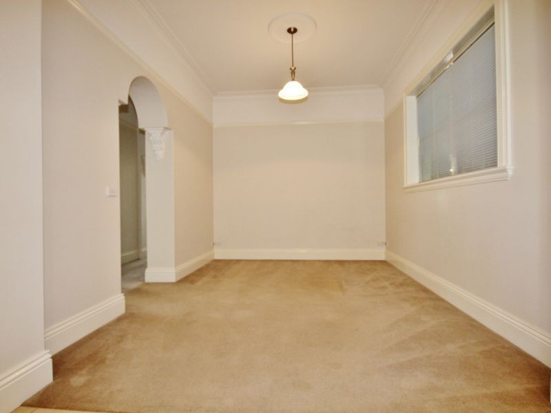 164 Piper Street, Bathurst NSW 2795