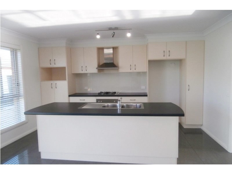 54 Westbourne Drive, Llanarth NSW 2795