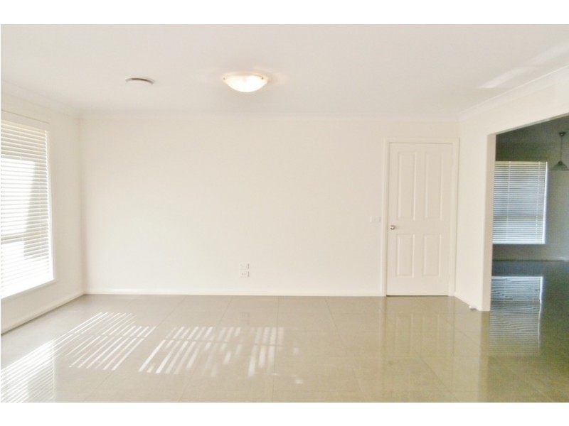 54 Westbourne Drive, Llanarth NSW 2795