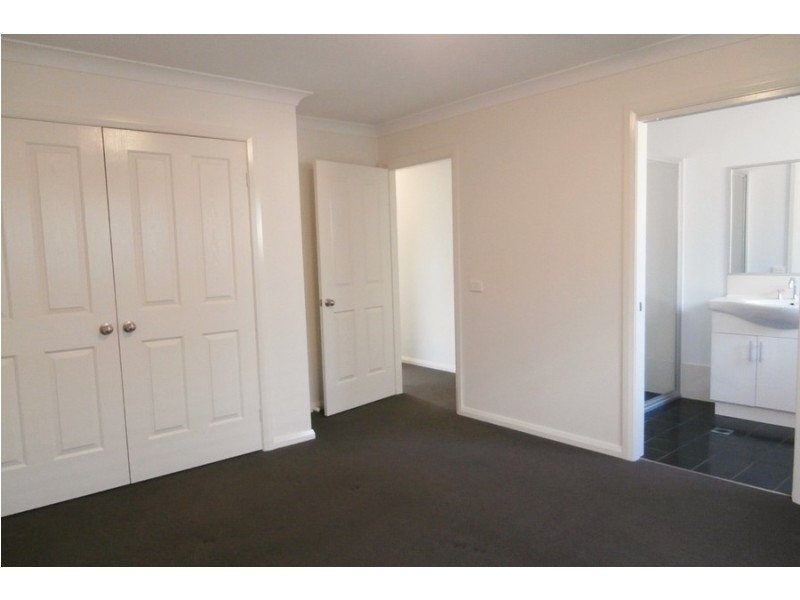 54 Westbourne Drive, Llanarth NSW 2795