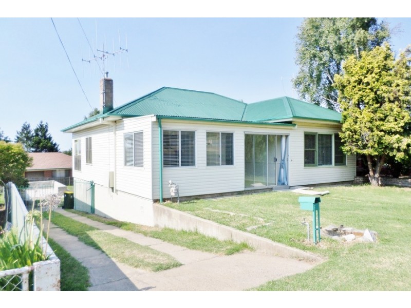 260 Peel Street, Bathurst NSW 2795