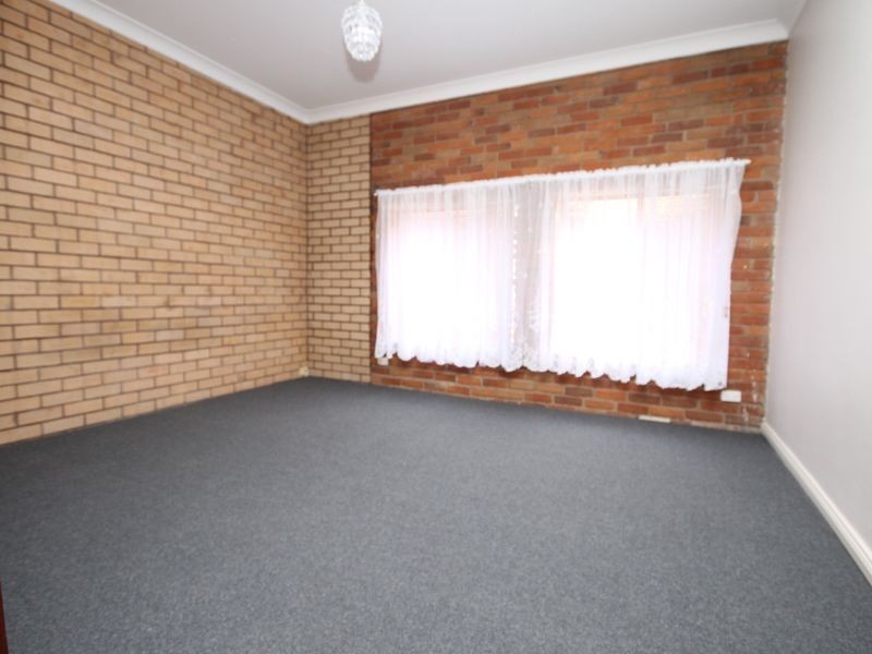 99 Durham Street, Bathurst NSW 2795