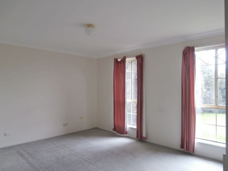 42 Lorimer Street, Bathurst NSW 2795