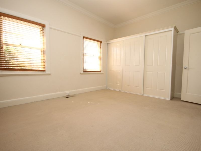 1/110 Keppel Street, Bathurst NSW 2795