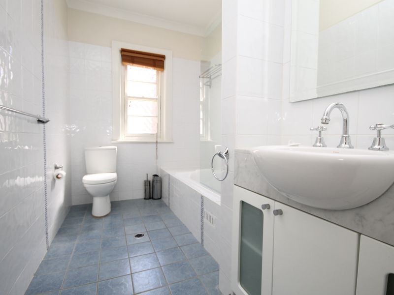 1/110 Keppel Street, Bathurst NSW 2795