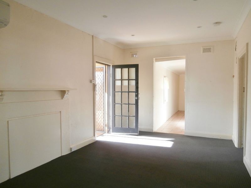 97 Howick Street, Bathurst NSW 2795