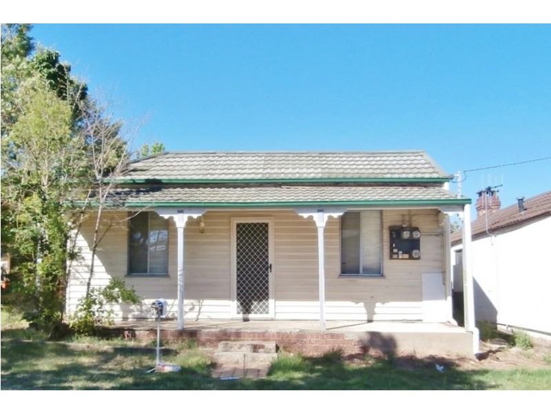 271 Brilliant Street, Bathurst NSW 2795
