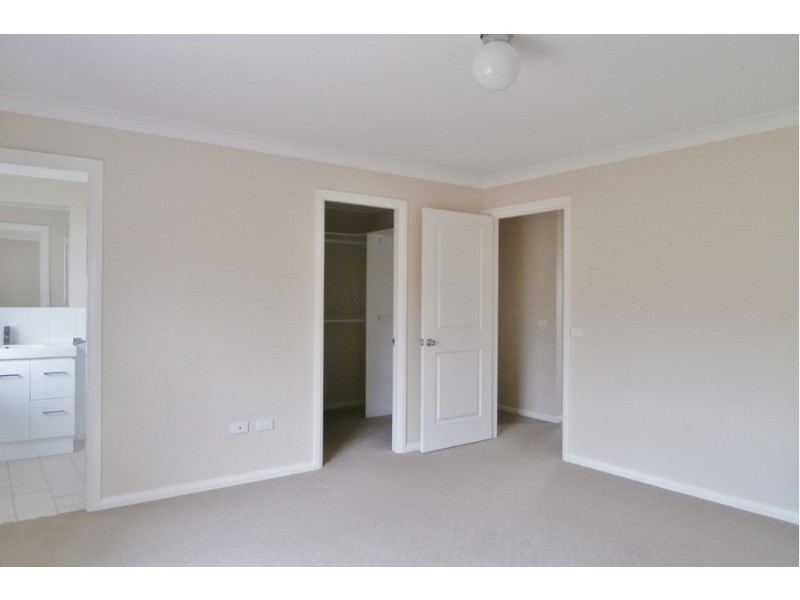 2 She Oak Close, Bathurst NSW 2795