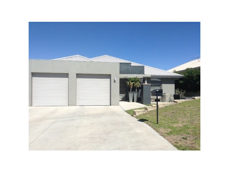 2A She Oak Close, Bathurst NSW 2795