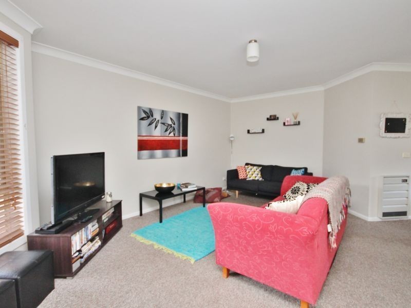 2/90 Rocket Street, Bathurst NSW 2795