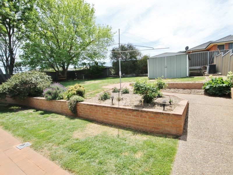 4 Graham Drive, Kelso NSW 2795