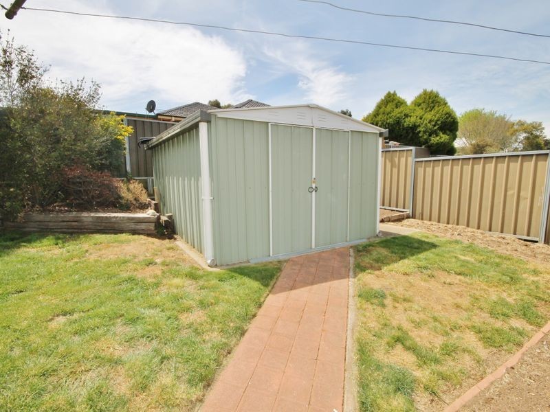 4 Graham Drive, Kelso NSW 2795