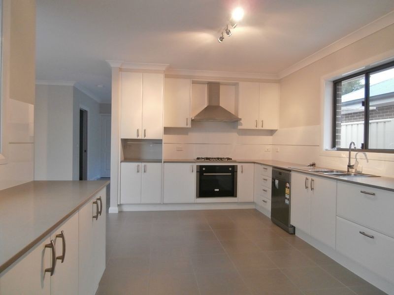 7/57 Rosemont Avenue, Bathurst NSW 2795