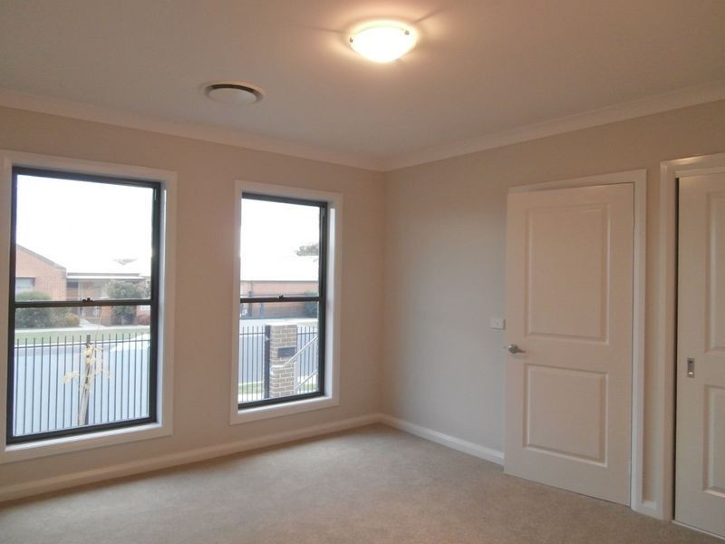 7/57 Rosemont Avenue, Bathurst NSW 2795