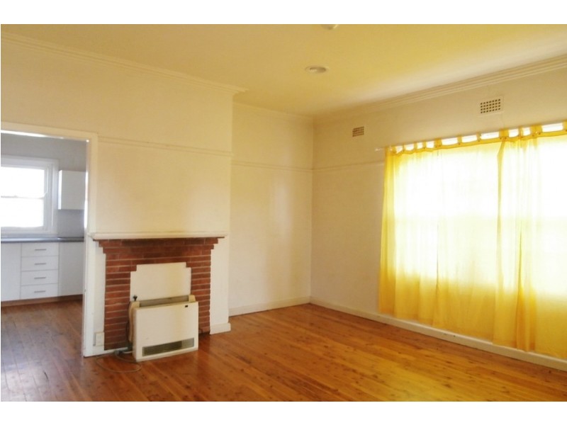 80 Havannah Street, South Bathurst NSW 2795