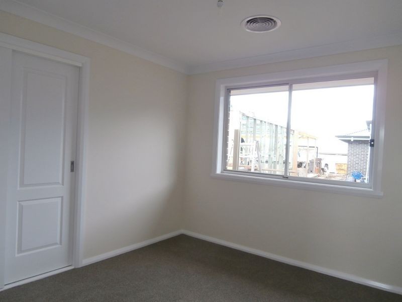 9 Amber Close, Kelso NSW 2795