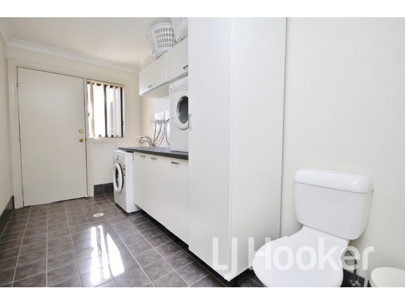 8 Hurley Close, Llanarth NSW 2795