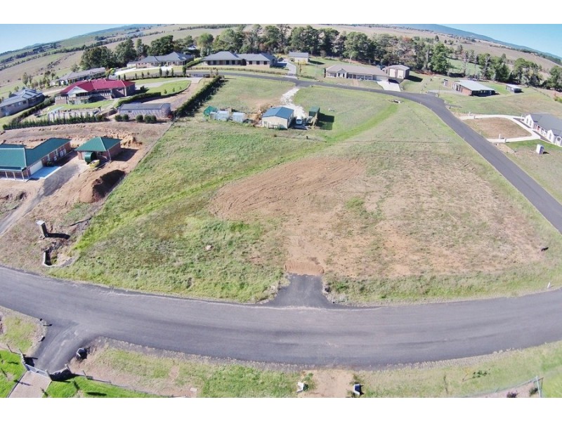 1 Vista Place, White Rock NSW 2795