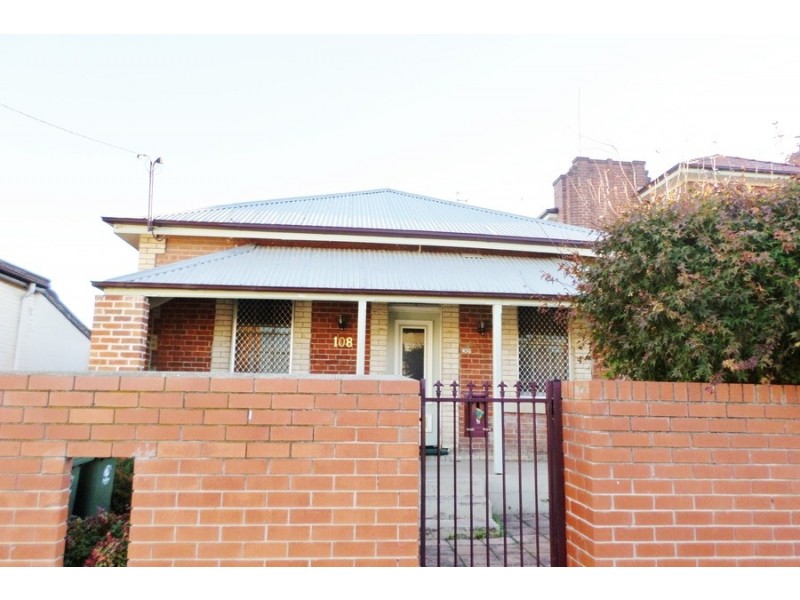 108 Keppel Street, Bathurst NSW 2795