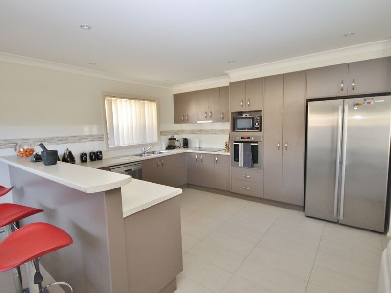 22 Wayside Court, Kelso NSW 2795