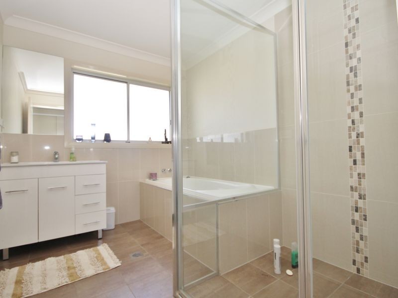 22 Wayside Court, Kelso NSW 2795