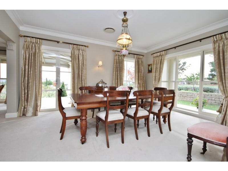 15 Blue Ridge Drive, White Rock NSW 2795