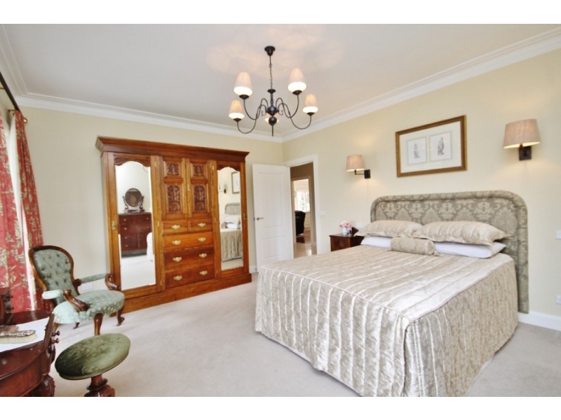 15 Blue Ridge Drive, White Rock NSW 2795