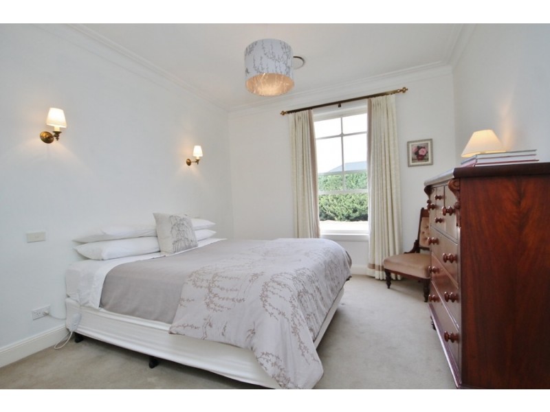 15 Blue Ridge Drive, White Rock NSW 2795